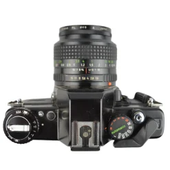 Carl Zeiss Jenaflex AM-1 with Pentacon Praktica 50mm f1.8 Prime Lens and Izumar Polarizing Filter