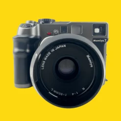Mamiya 7 With 80mm F4 Lens. 6X7 Medium Format Film Camera