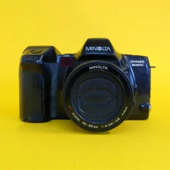 Minolta Dynax 8000i Automatic 35mm SLR Film Camera w/ Auto Zoom Lens