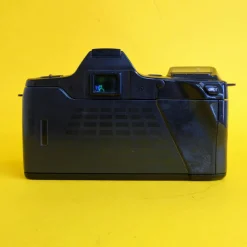 Minolta Dynax 8000i Automatic 35mm SLR Film Camera w/ Auto Zoom Lens