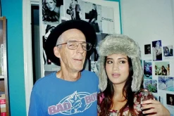 Minolta Dynax 3000i Automatic 35mm SLR Film Camera with Auto Zoom Lens