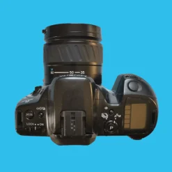 Minolta Dynax 303si AutomatIc SLR 35mm Film Camera with Auto Zoom Lens