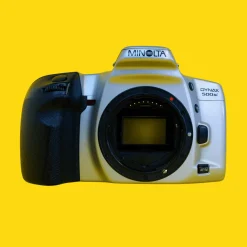 Minolta Dynax 500si Automatic 35mm SLR Film Camera - Body Only