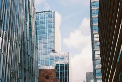 Minolta Dynax 505si Super Auto SLR 35mm Film Camera with 35mm - 80mm Lens