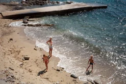 Minolta Riva Zoom 140 35mm Film Camera Point and Shoot