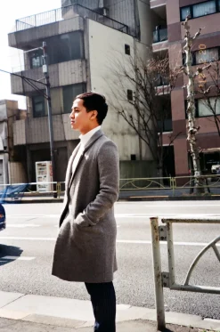 Minolta Riva Zoom 140 35mm Film Camera Point and Shoot