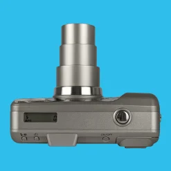 Minolta Riva Zoom 130 35mm Film Camera Point and Shoot