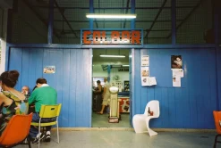 Minolta Riva Zoom 75W 35mm Film Camera Point and Shoot