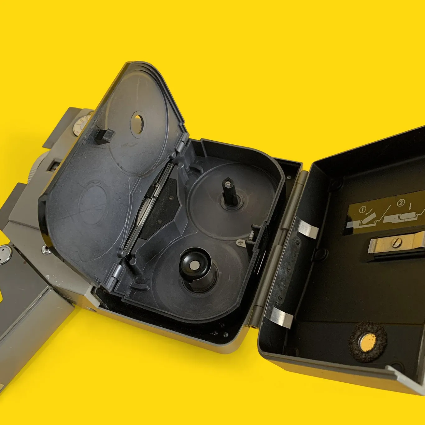 Minolta Vintage 8mm Movie Cine Camera