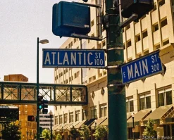 Minolta Zoom 110 Film Compact SLR Camera