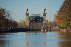 Mitakon MC Zoom 80mm-200mm f/4.5 Camera Lens