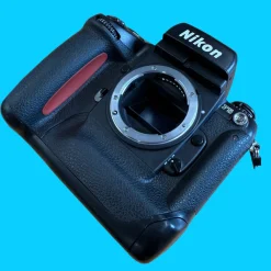 Nikon F5 35mm SLR Film Camera - Body Only