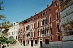 Nikon Lite Touch Zoom 120ED 35mm Film Camera Point and Shoot