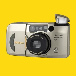 Nikon Lite Zoom 70w 35mm Film Camera Point and Shoot