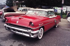 Nikon Sport Touch / AW35 35mm Film Camera Point and Shoot