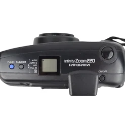 Olympus Infinity Zoom 220 Panorama 28-56mm Zoom Point and Shoot