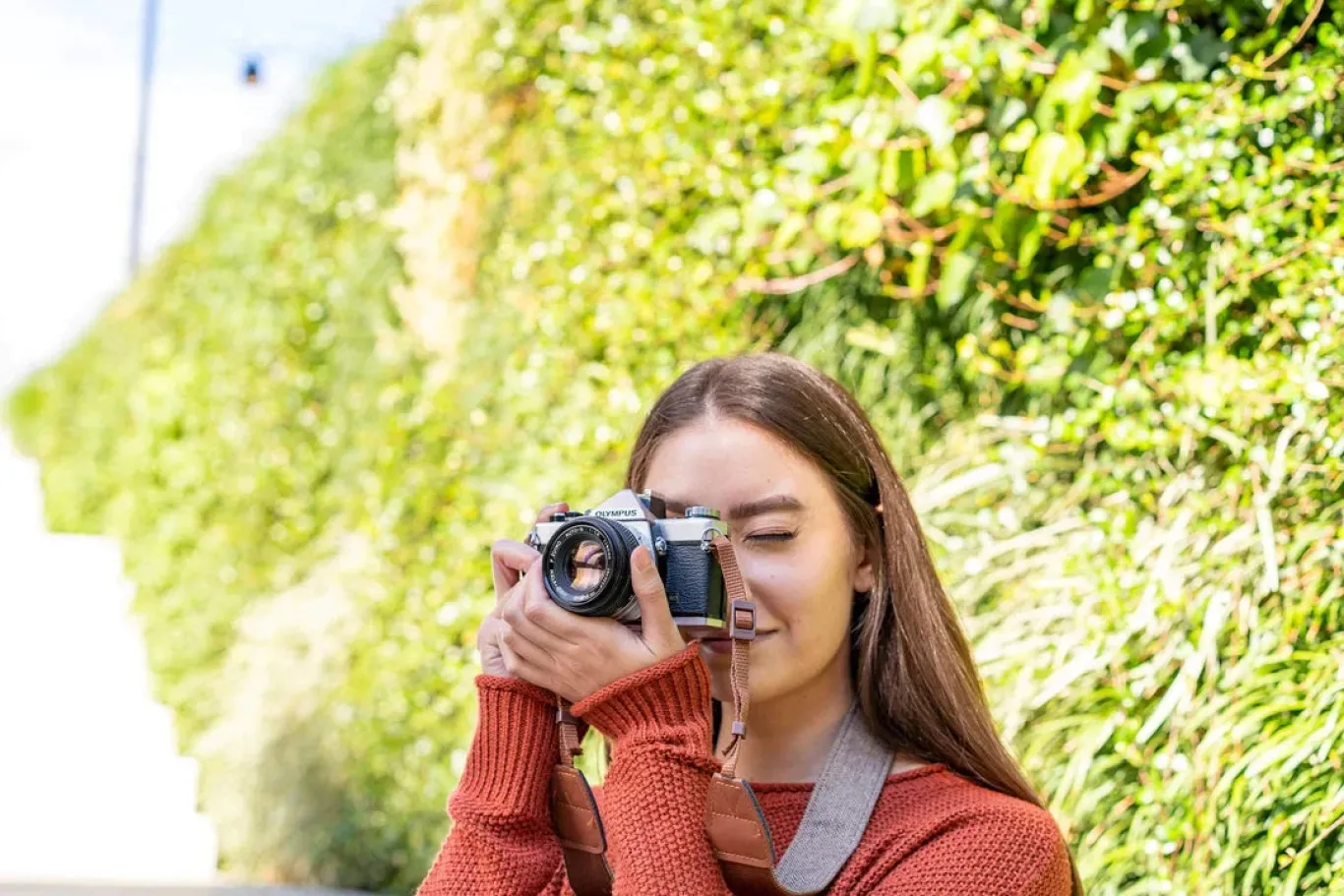 Olympus OM 1 Vintage 35mm SLR Film Camera with f/1.8 50mm Prime Lens