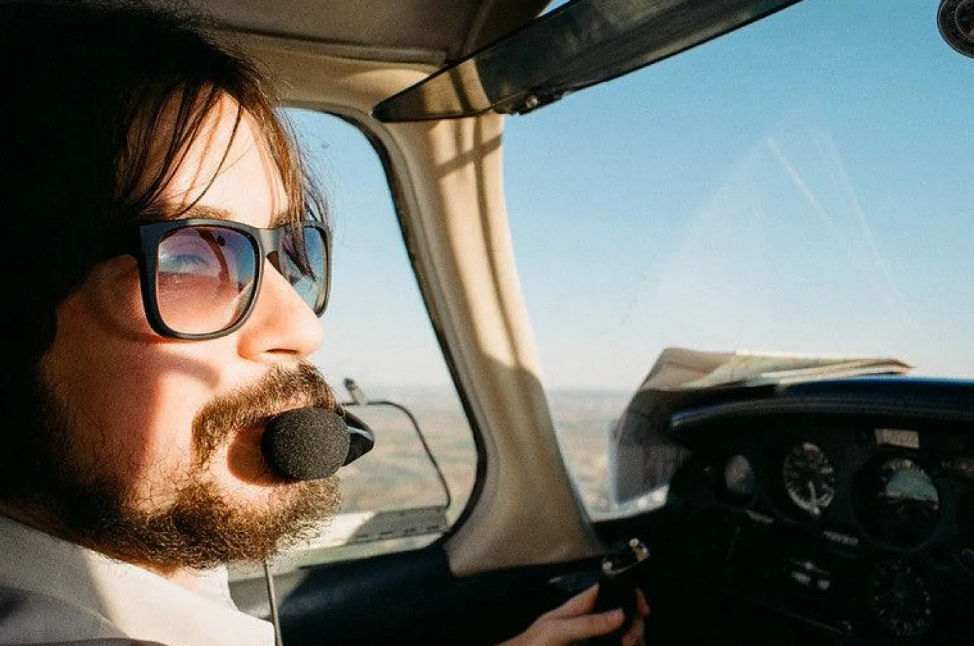 Olympus OM10 Vintage SLR 35mm Film Camera w/ 50mm f/1.8 Prime Lens