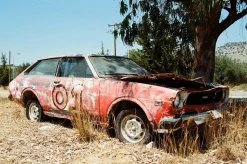 Pentax K1000 Pink Leather Vintage SLR 35mm Film Camera with Pentax f/2 50mm Prime Lens.