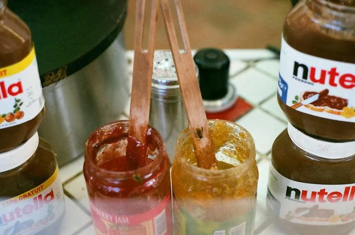 Pentax K1000 Vintage SLR 35mm Film Camera with Pentax f/2 50mm Prime Lens