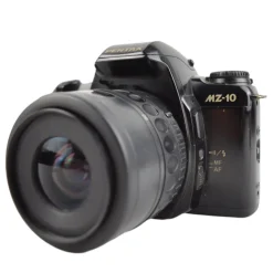 Pentax MZ-10 with 35-80mm f4 Zoom Lens