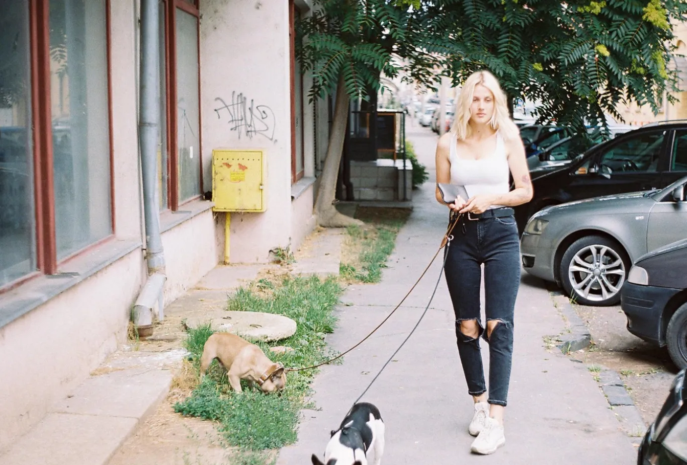 Praktica B100 Vintage35mm SLR Film Camera with Prime Lens