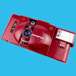 Red Olympus XA2 35mm Film Camera Point and Shoot w/ Olympus A11 Flash (Boxed)