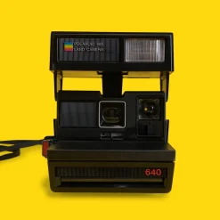 Retro Polaroid 640 Instant Film Camera