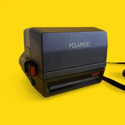 Retro Polaroid 640 Instant Film Camera