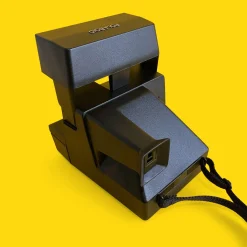 Retro Polaroid 640 Instant Film Camera