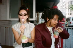 Retro VIBE 35mm Film Camera Reusable Point And Shoot - Champagne Silver