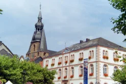 Ricoh XR Rikenon 135mm f/2.8 Camera Lens