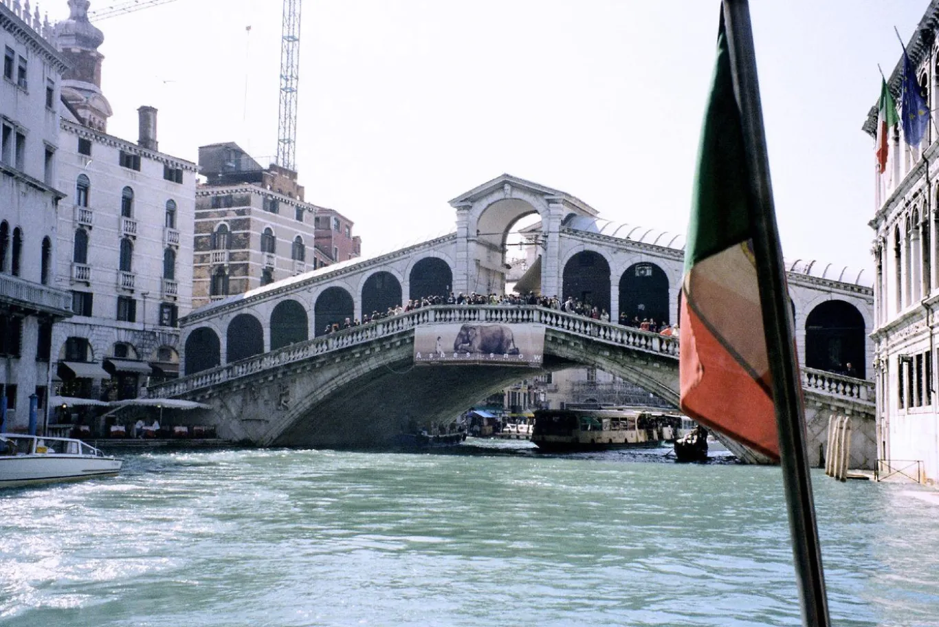 Sicor 35mm f/3.5 Auto Zoom Camera Lens