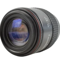 Tokina 70-210 f/4 Zoom Lens