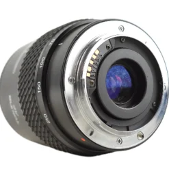 Tokina 70-210 f/4 Zoom Lens
