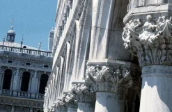 Yashica Zoomate 70 Silver 35mm Film Camera Point and Shoot